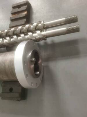 Krauss Maffei Kmd75 paralelo parafuso e barril